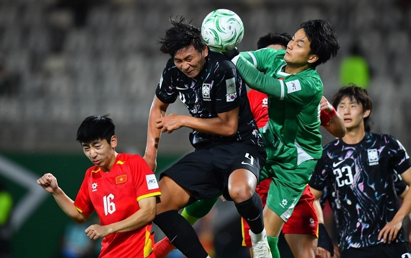 thang-nghet-tho-truoc-han-quoc-u23-viet-nam-thuc-hien-kiem-tra-doping-theo-quy-dinh